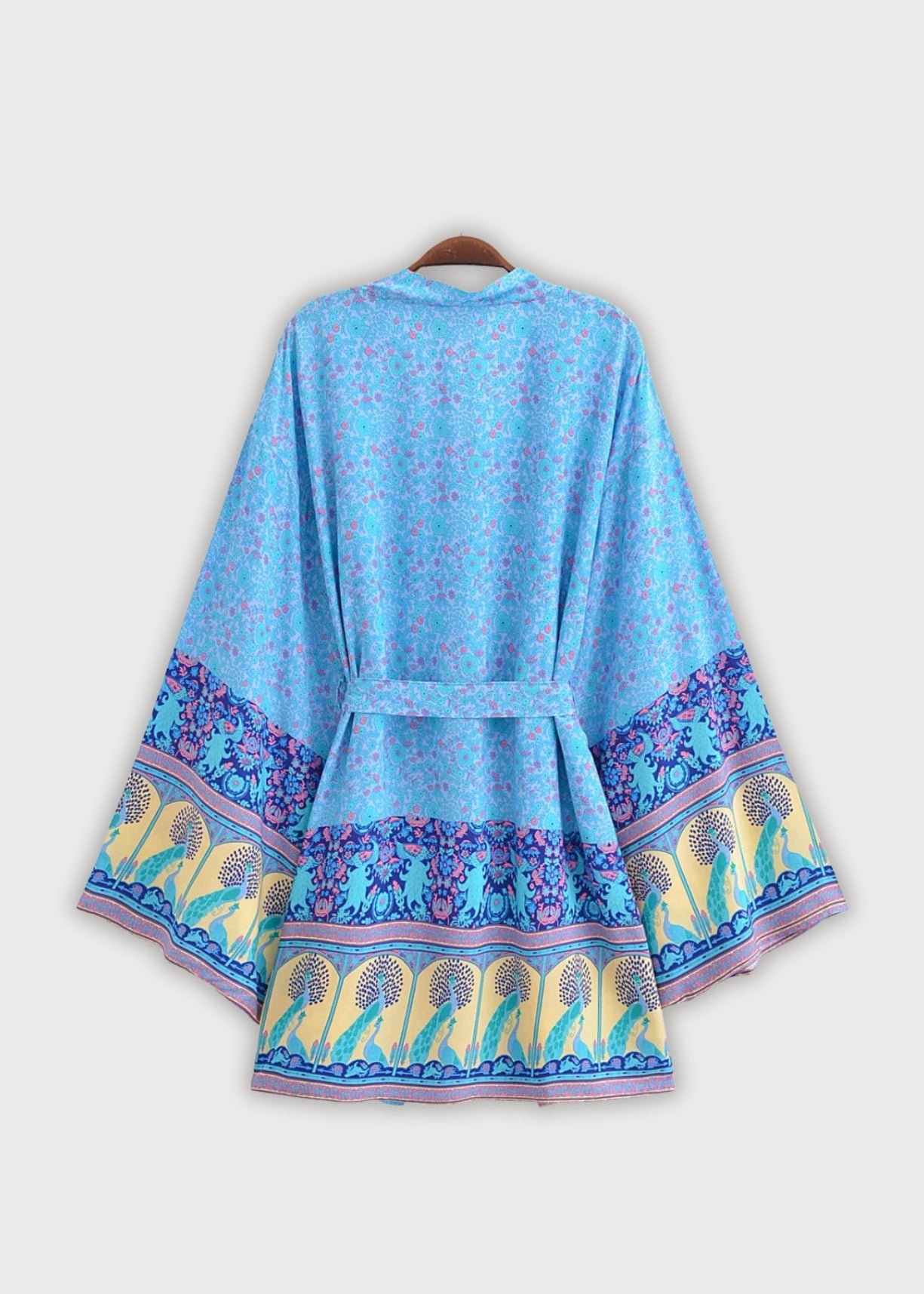 Kimono court | Hinazü
