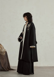 Kimono long noir brodé pour femme