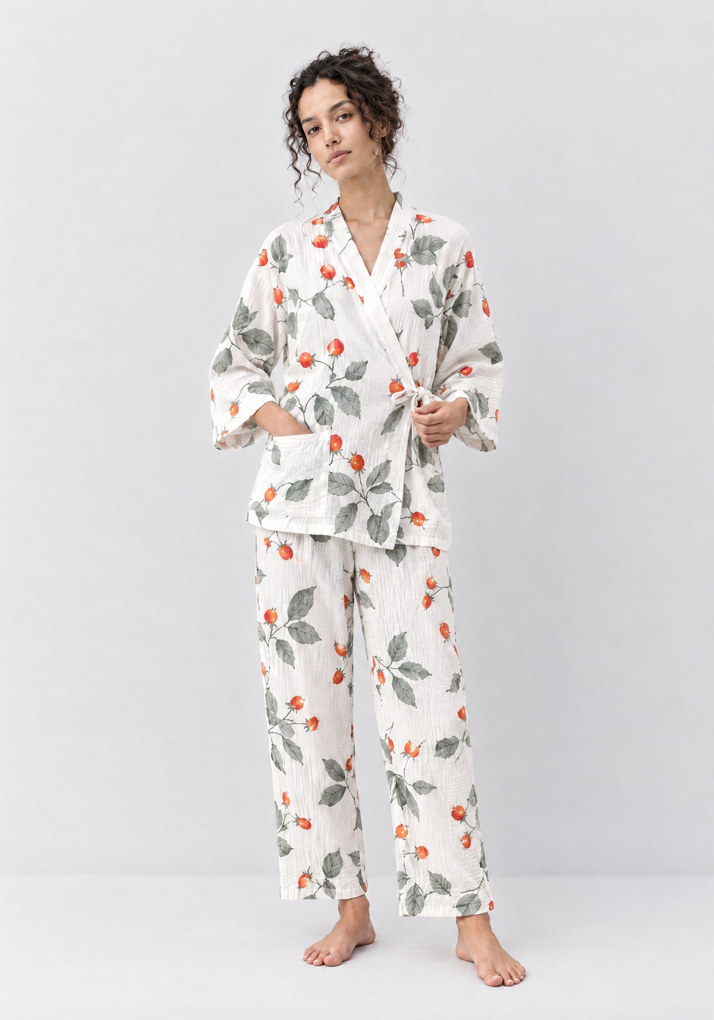 Kimono Pyjama Blanc à Baies Rouges en Coton | Anzu