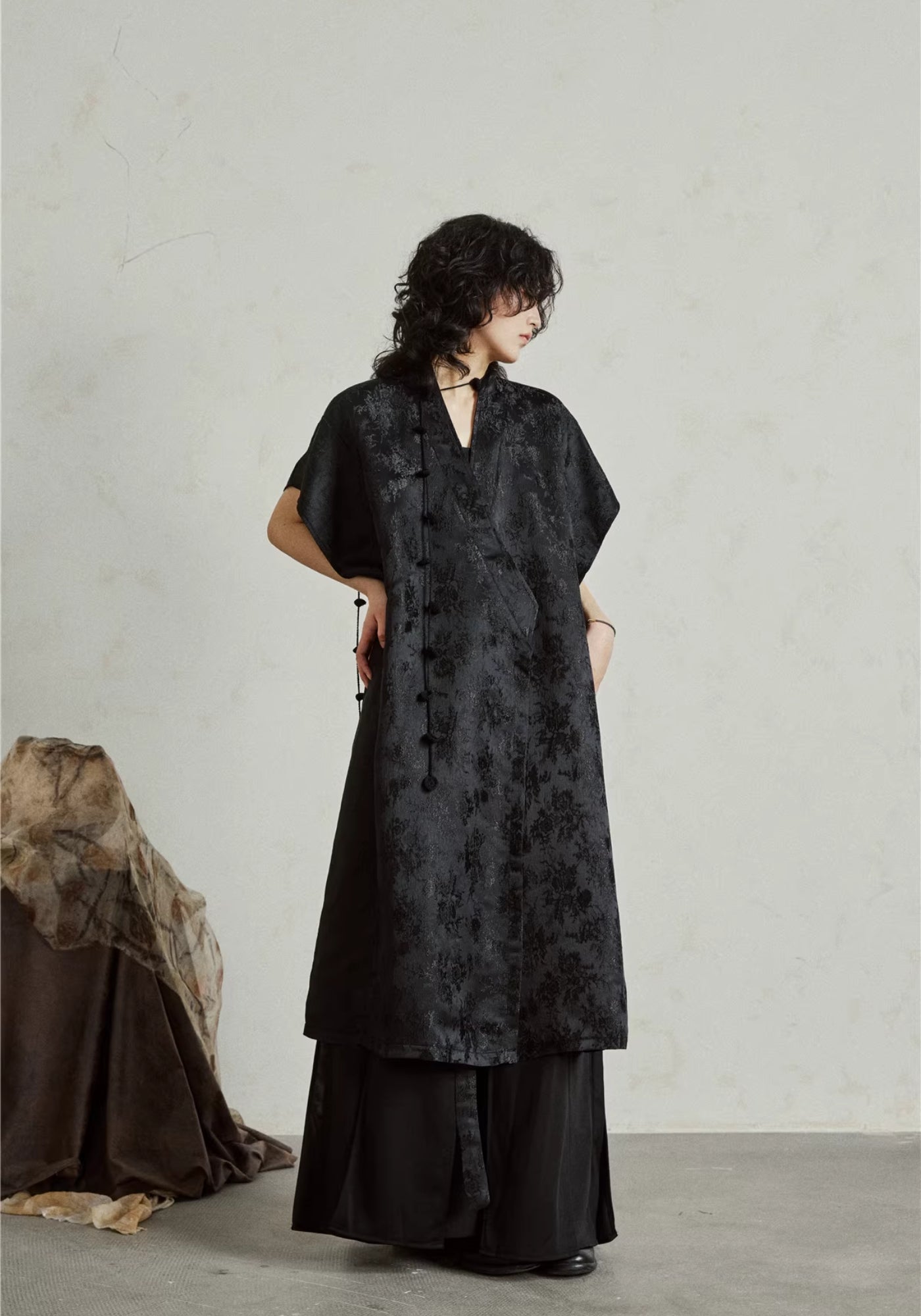 Robe kimono noire | Shibui