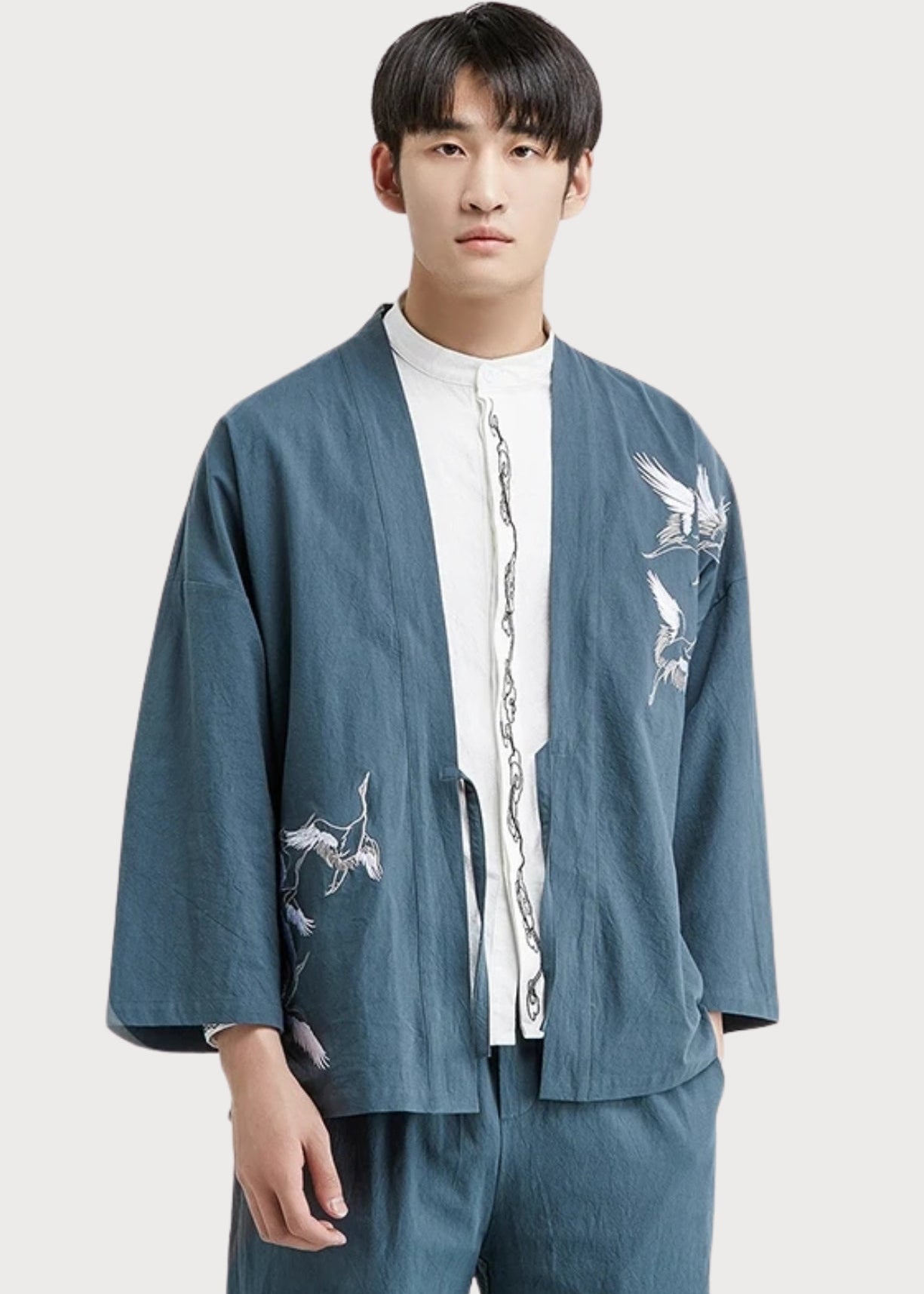 Veste kimono brodée bleu clair avelin