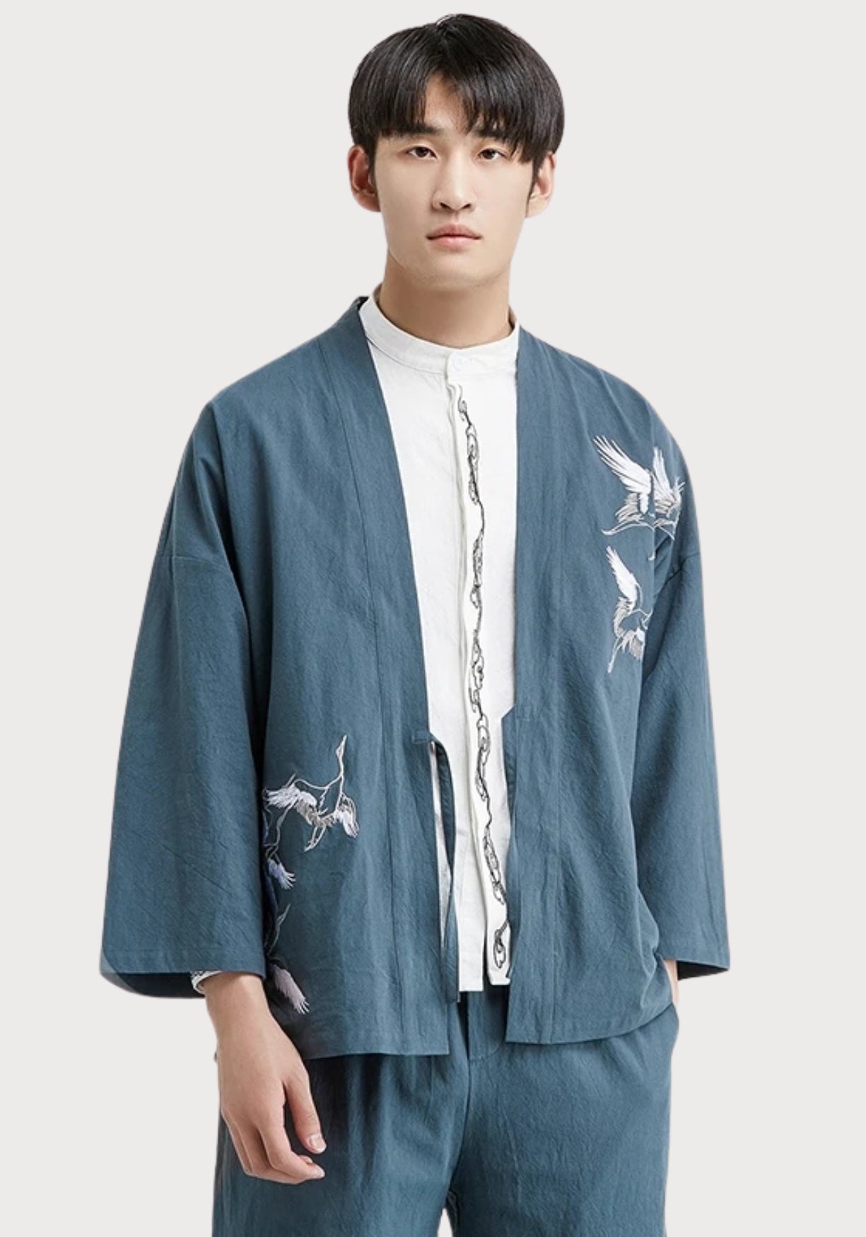 Veste kimono brodée bleu clair avelin