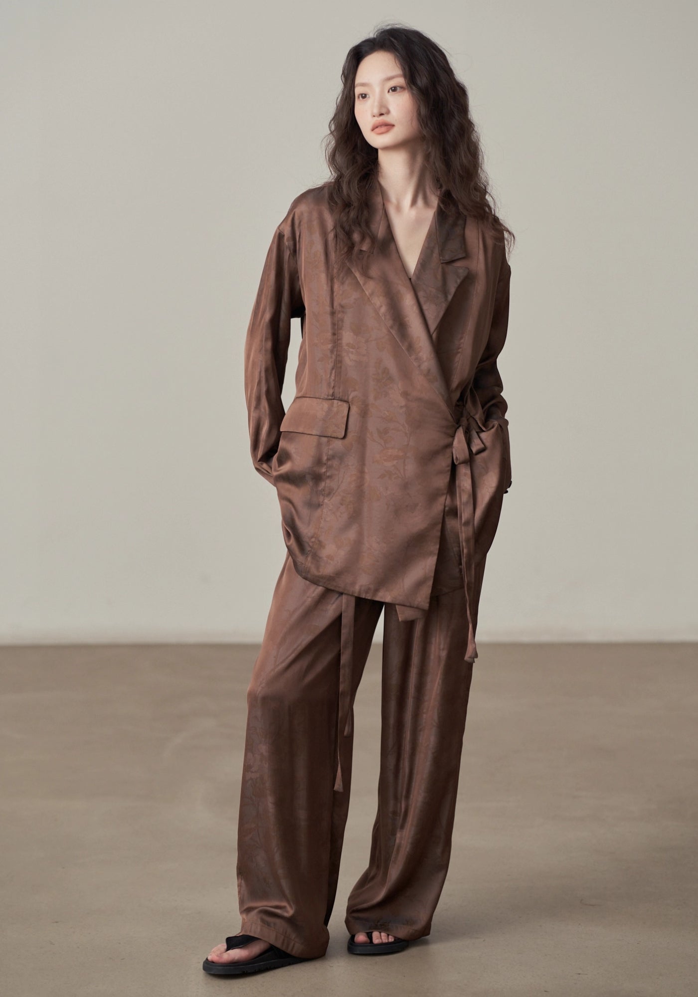 Veste kimono satinée femme | coupe fluide