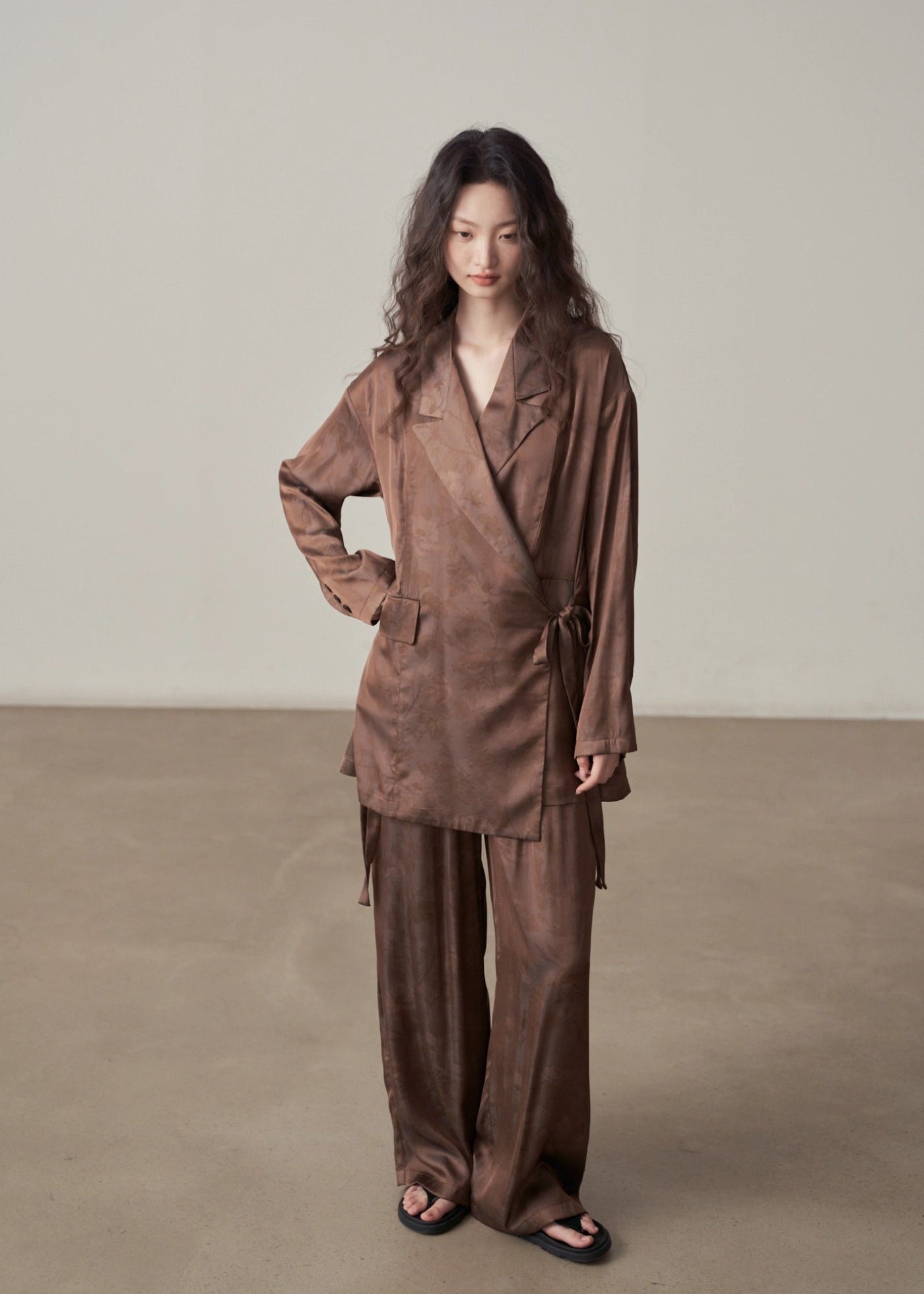 Veste kimono satinée femme | coupe fluide