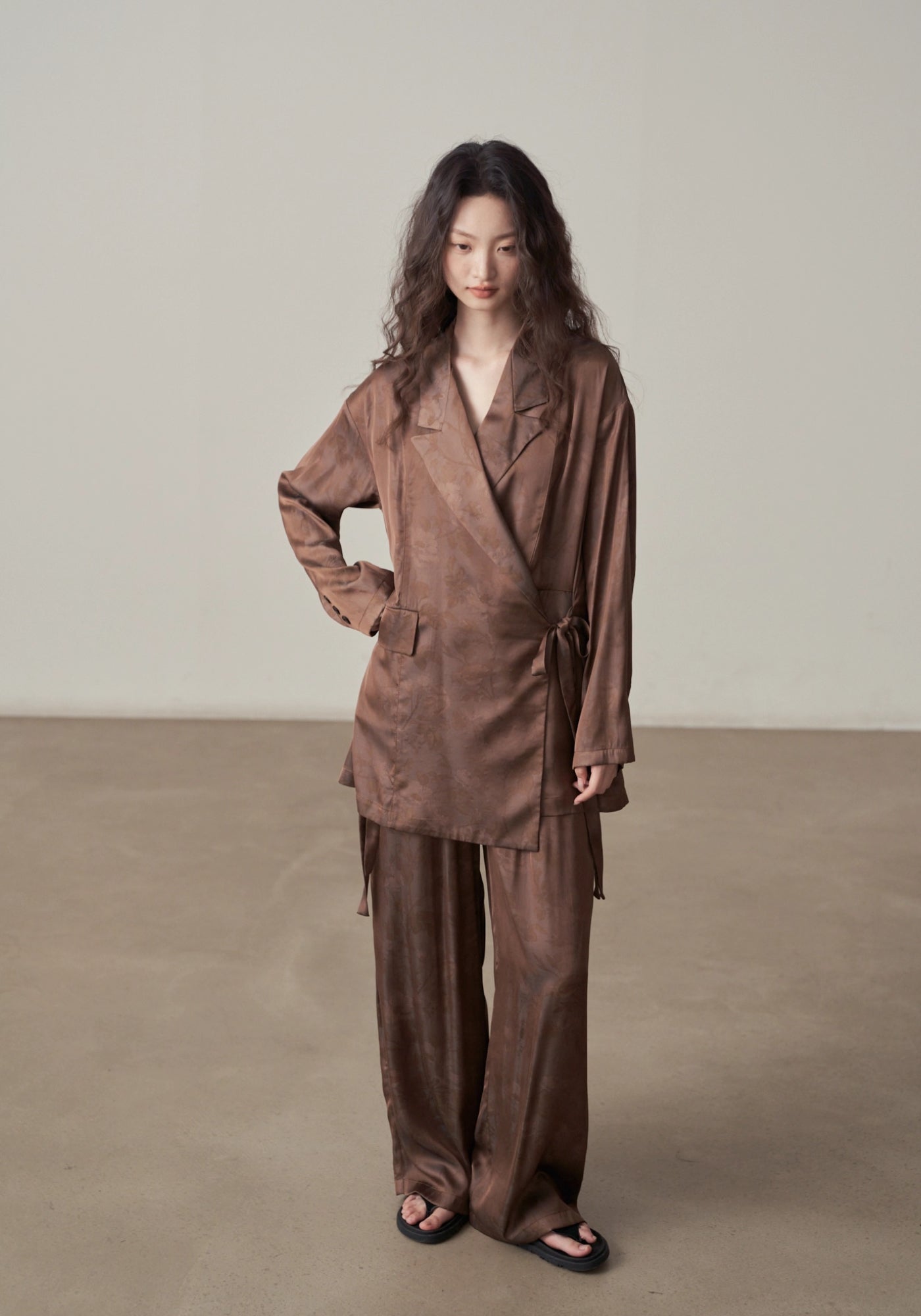 Veste kimono satinée femme | coupe fluide